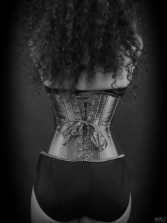 2017-10-22 Stephy tightly laced corset and pantie girdle worn as hotpants