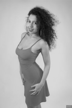 2017-10-22 Stephy in little red dress