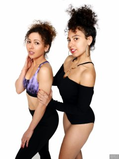 2017-10-22 Isabelle and Stephy