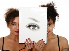 2017-10-22 Isabelle and Stephy third-eye headshot