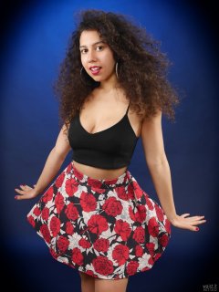 2017-10-22 Stephy in her own top and skirt