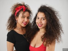 2017-10-22 Isabelle and Stephy in their party dresses