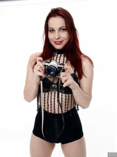 2017-11-05 Maddie Skye black dance top and black control briefs worn as hotpants