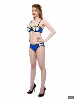 2018-02-03 Amy pinup fitness shoot