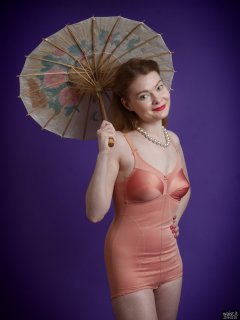 2018-02-03 Amy in tight pink vintage pantie corselette
