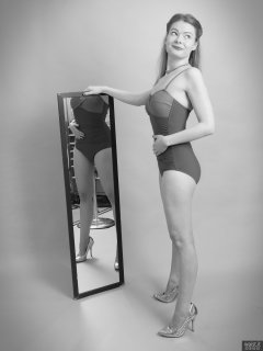2018-02-03 Amy in blue and purple tummy-contro; vintage style swimsuit by M&S