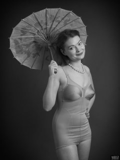 2018-02-03 Amy in tight pink vintage pantie corselette