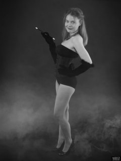 2018-02-03 Amy in black corset worn over black boobtube and black control briefs worn as hotpants