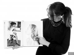 2018-02-18 Madame Cerise in black blouse and tight black pencil skirt