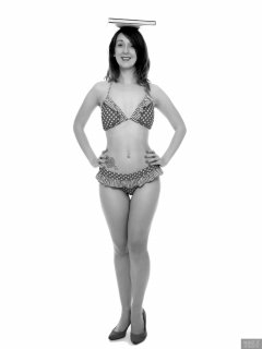 2018-02-18 Madame Cerise in vintage-style red and white polka dot bikini