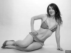 2018-02-18 Madame Cerise in vintage-style red and white polka dot bikini