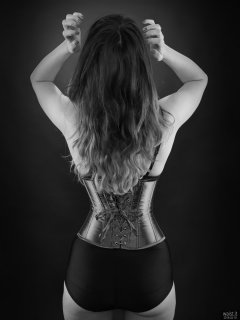 2018-02-18 Madame Cerise in black bra and pantie girdle and tightly-laced blue underbust corset