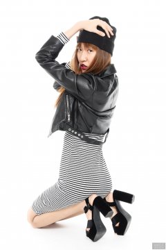 2018-02-24 Salina Pun fin black and white striped dress