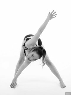 2018-04-07 Annie91 in neoprene sports top and black control briefs worn as hotpants