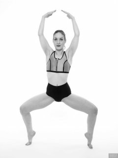 2018-04-07 Annie91 in neoprene sports top and black control briefs worn as hotpants