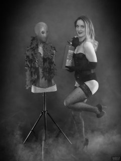 2018-04-07 Annie91 in corset, worn over black strapless bra and control briefs worn as hotpants