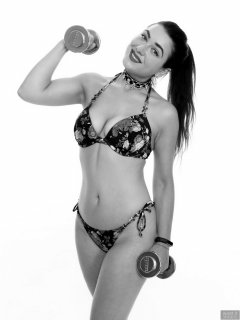 2018-06-15 Tatjana Bastet in her own flowery bikini