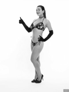 2018-06-15 Tatjana Bastet in her own flowery bikini
