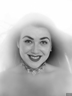 2018-06-15 Tatjana Bastet headshot through filter