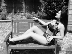2018-06-15 Tatjana Bastet - summertime in the garden