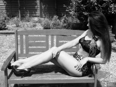 2018-06-15 Tatjana Bastet - summertime in the garden