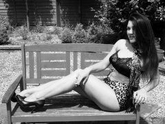 2018-06-15 Tatjana Bastet - summertime in the garden