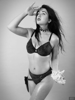 2018-06-15 Tatjana Bastet in Honey Ryder set