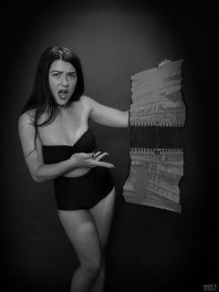 2018-06-15 Tatjana Bastet corset shock