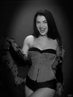 2018-06-15 Tatjana Bastet in tightly laced red vollers overbust corset, and black style 210 pantie girdle worn as hotpants