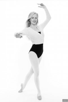 2018-09-01 Christina Elsom - in her own black leotard and pink dance top and ballet pumps