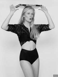 2018-09-01 Christina Elsom - in black bra and lace bolero top and black bum-lifter tummy-control briefs worn as hotpants