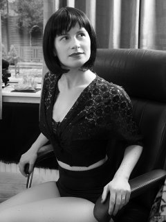 2018-09-16 Saffine in black strapless bra top, black bolero and  black Style 210 pantie girdle worn as hotpants