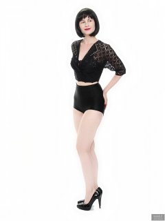 2018-09-16 Saffine in black strapless bra top, black bolero and  black Style 210 pantie girdle worn as hotpants