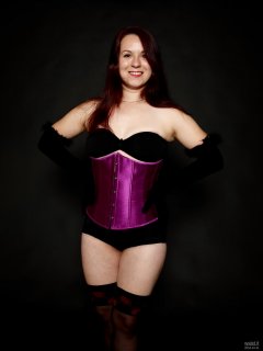 2018-10-21 Darya (DaryaM) in purple underbust corset worn over black boob-tube and high-waisted, black, Chinese control briefs worn as hotpants
