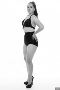 2018-10-21 Darya (DaryaM) pinup fitness shoot