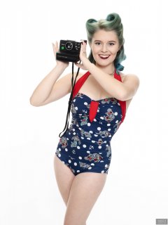 2018-11-04 Sophie Pixie modelling her own vintage style one-piece swimsuit