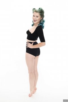 2018-11-04 Sophie Pixie in black bolero posture top, black strapless bra and black control briefs worn as hotpants