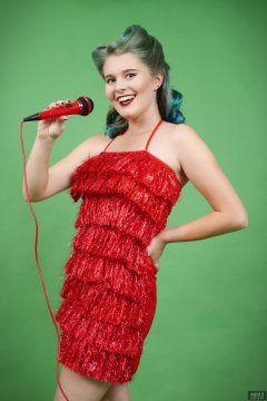 2018-11-04 Sophie Pixie in red tinsel dress