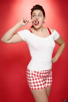 2018-12-15 Darcy Bennet in her own white top and white and red check shorts