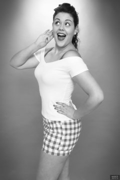 2018-12-15 Darcy Bennet in her own white top and white and red check shorts