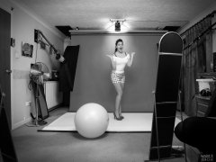 2018-12-15 Darcy Bennet studio longshot