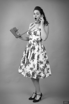 2018-12-15 Darcy Bennet in her own summer dress