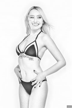 2019-01-12 Domii - experimenting with GIMP's new "Color to Gray" filter
