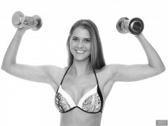 2019-02-10 JaySeaW in working-out, wearing her own black and white bikini.