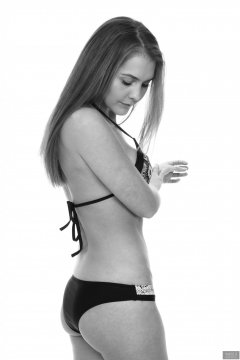 2019-02-10 JaySeaW in working-out, wearing her own black and white bikini.