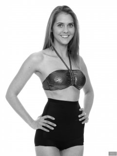 2019-02-10 JaySeaW in gold animal-print boob-tube and tight black high-waisted lycra control-briefs worn as hotpants.