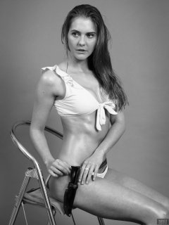 2019-02-10 JaySeaW as Honey Ryder (from Dr. No), c/w shell and sheath-knife,  wearing her own pale blue bikini. Wet-look achieved with baby oil and a fine mist of warm water.