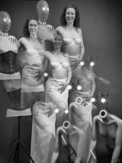 2019-03-30 Chiara in her own costume, posing for some special effects