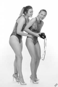 2019-05-04 Fabiene and CloEliza pinup fitness shoot