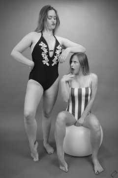 2019-05-04 CloEliza and Fabiene in their own vintage-style one-piece swimsuits